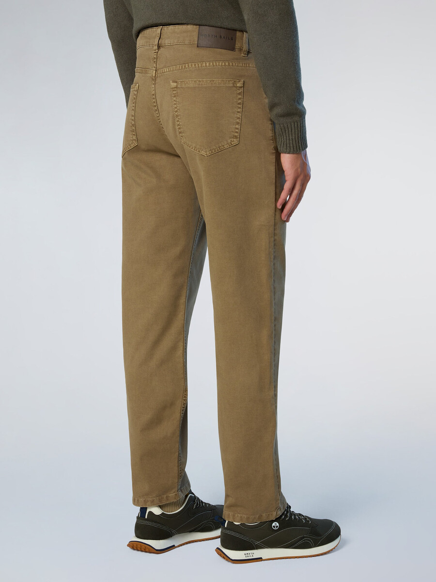 pantalones de sarga rota de cinco bolsillos