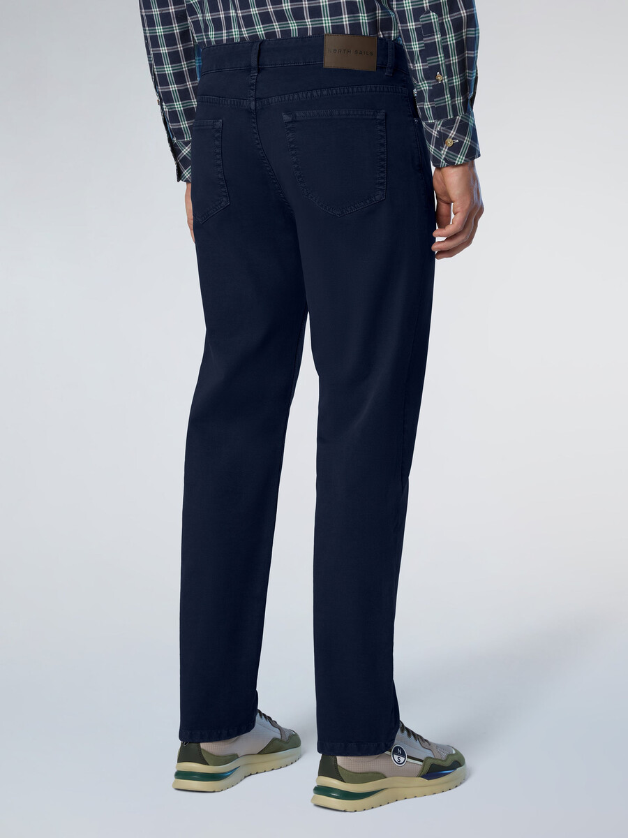 pantalones de sarga rota de cinco bolsillos