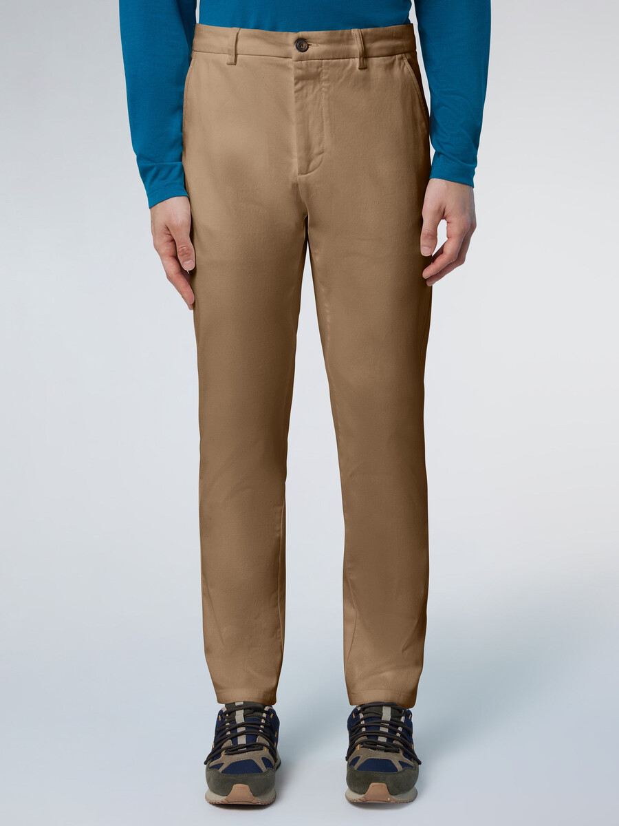 pantalones chinos de gabardina defender