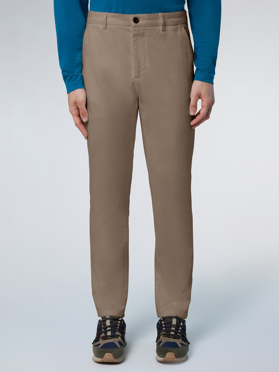 pantalones chinos de gabardina defender