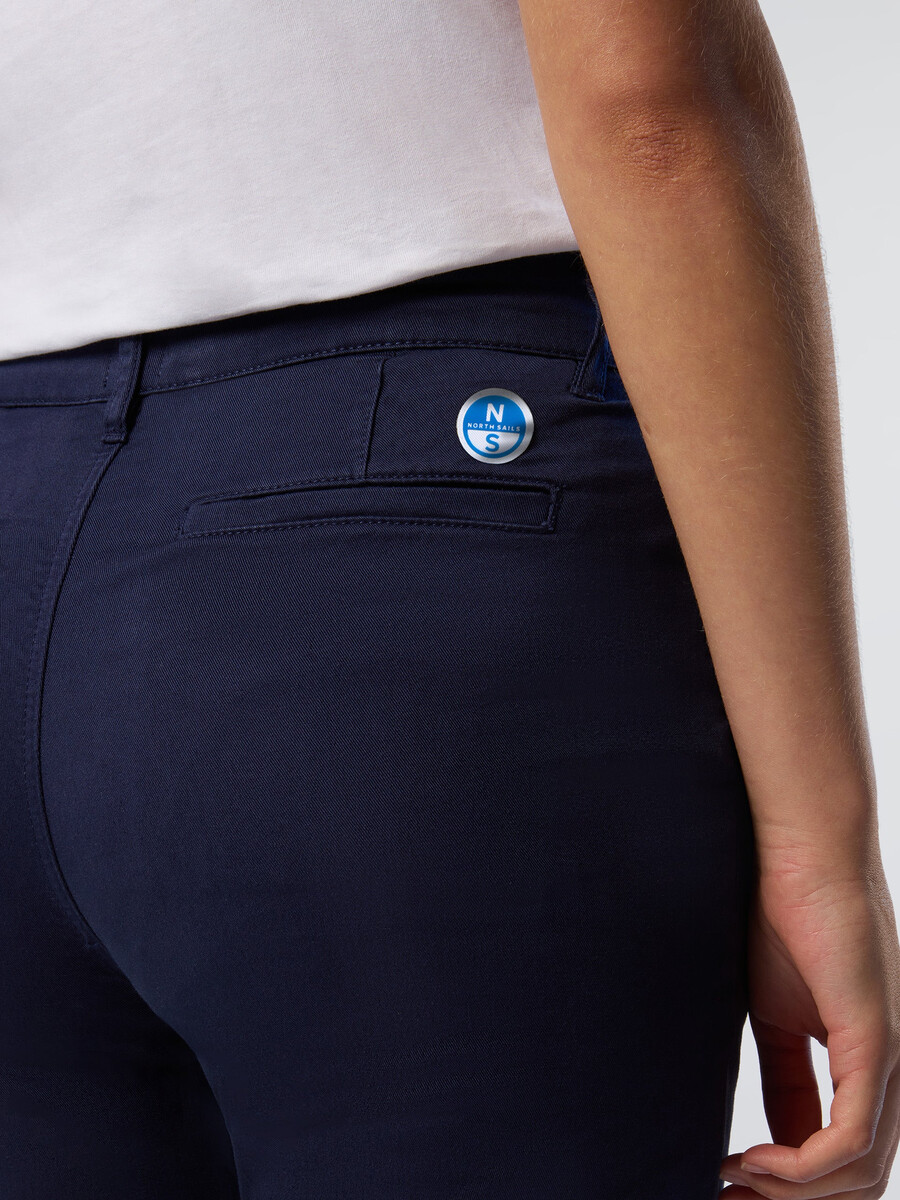 pantalones chinos de gabardina