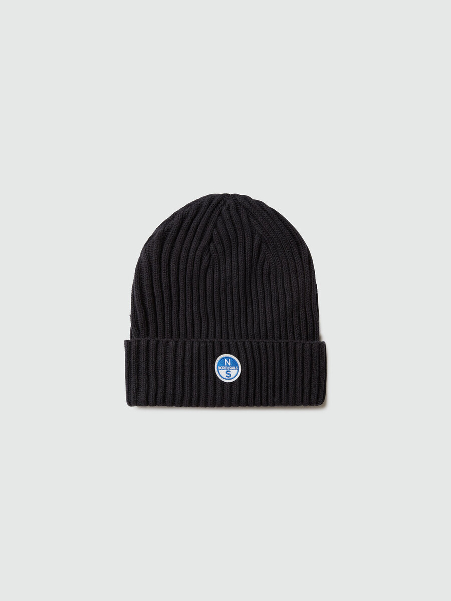 gorro de canalé ancho con parche de logotipo