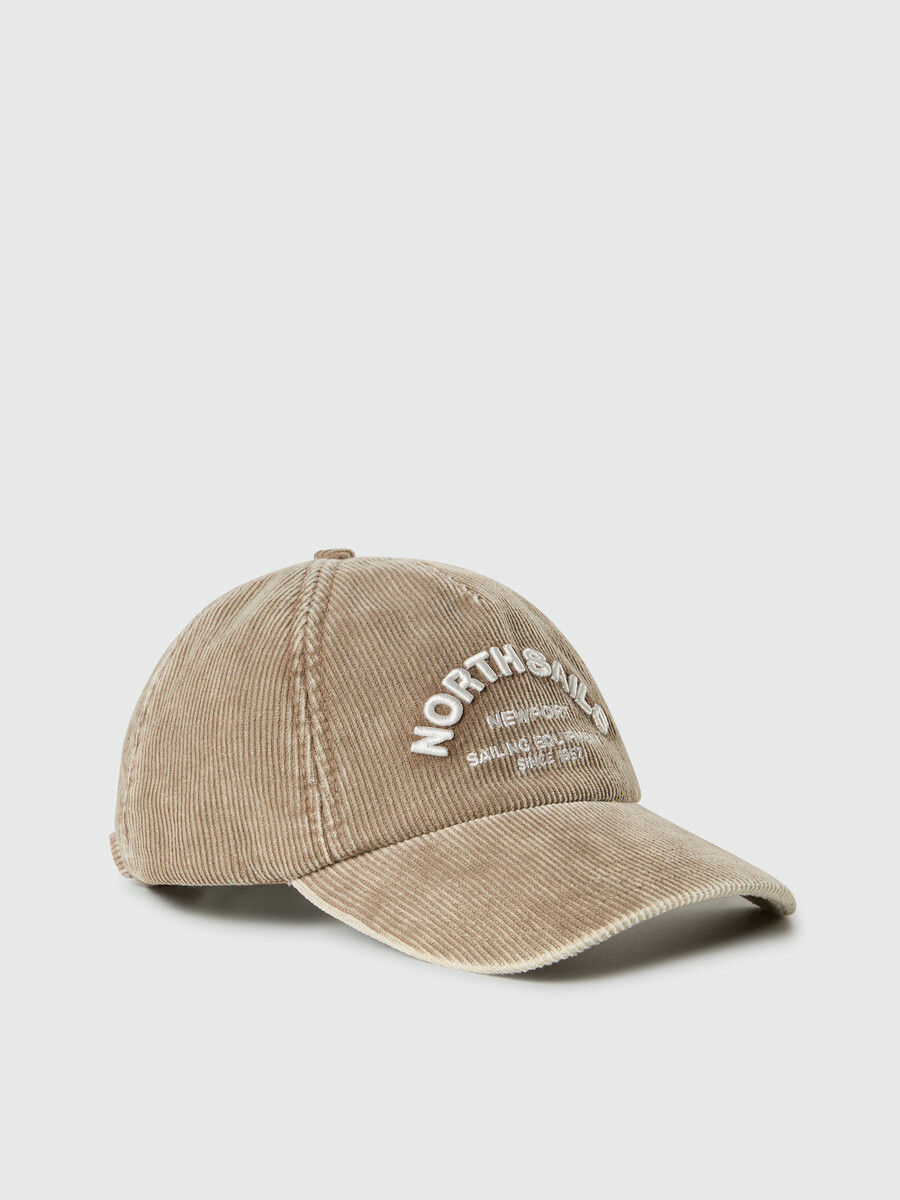 gorra de pana con forro polar