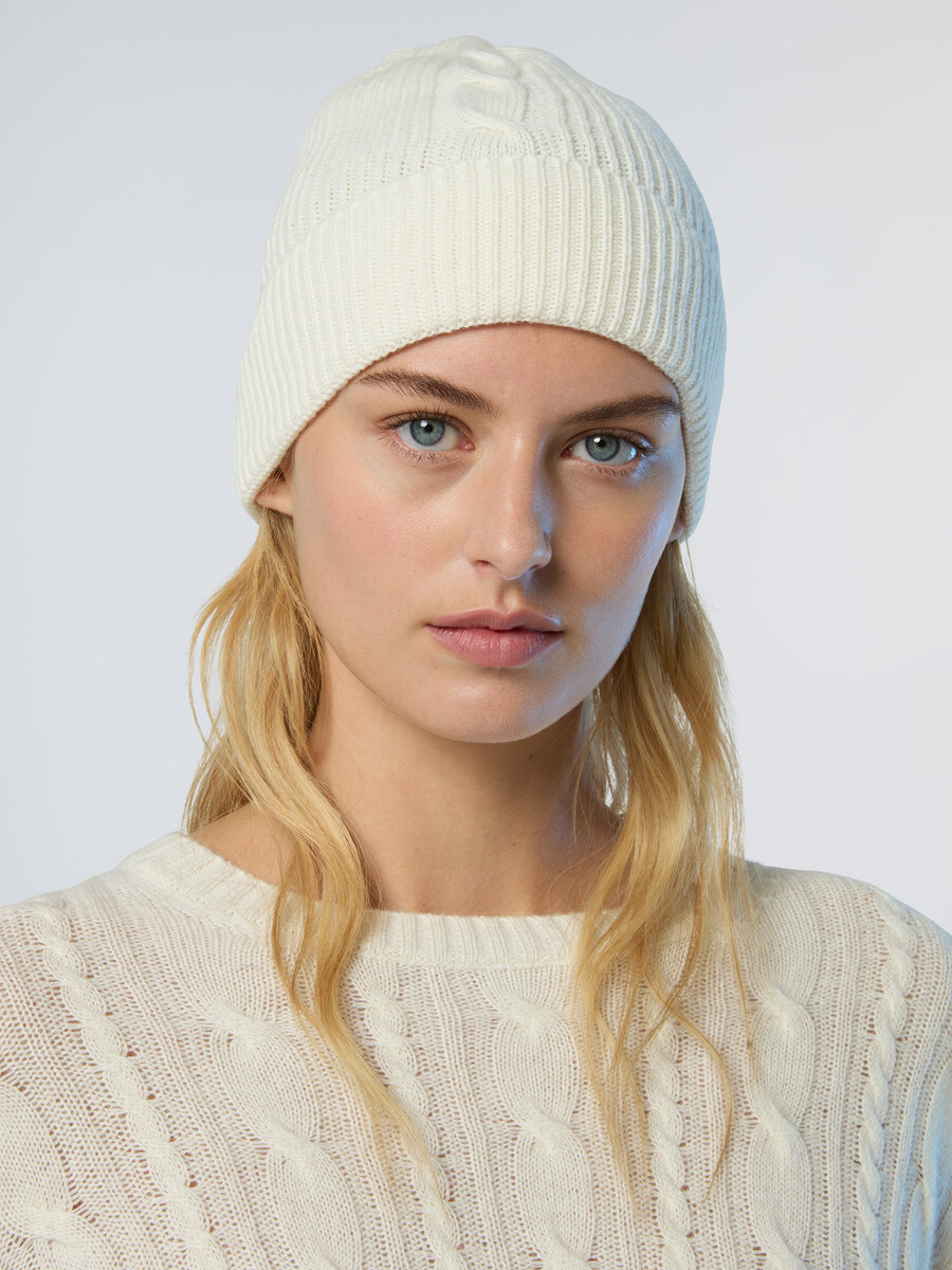 gorro de punto trenzado