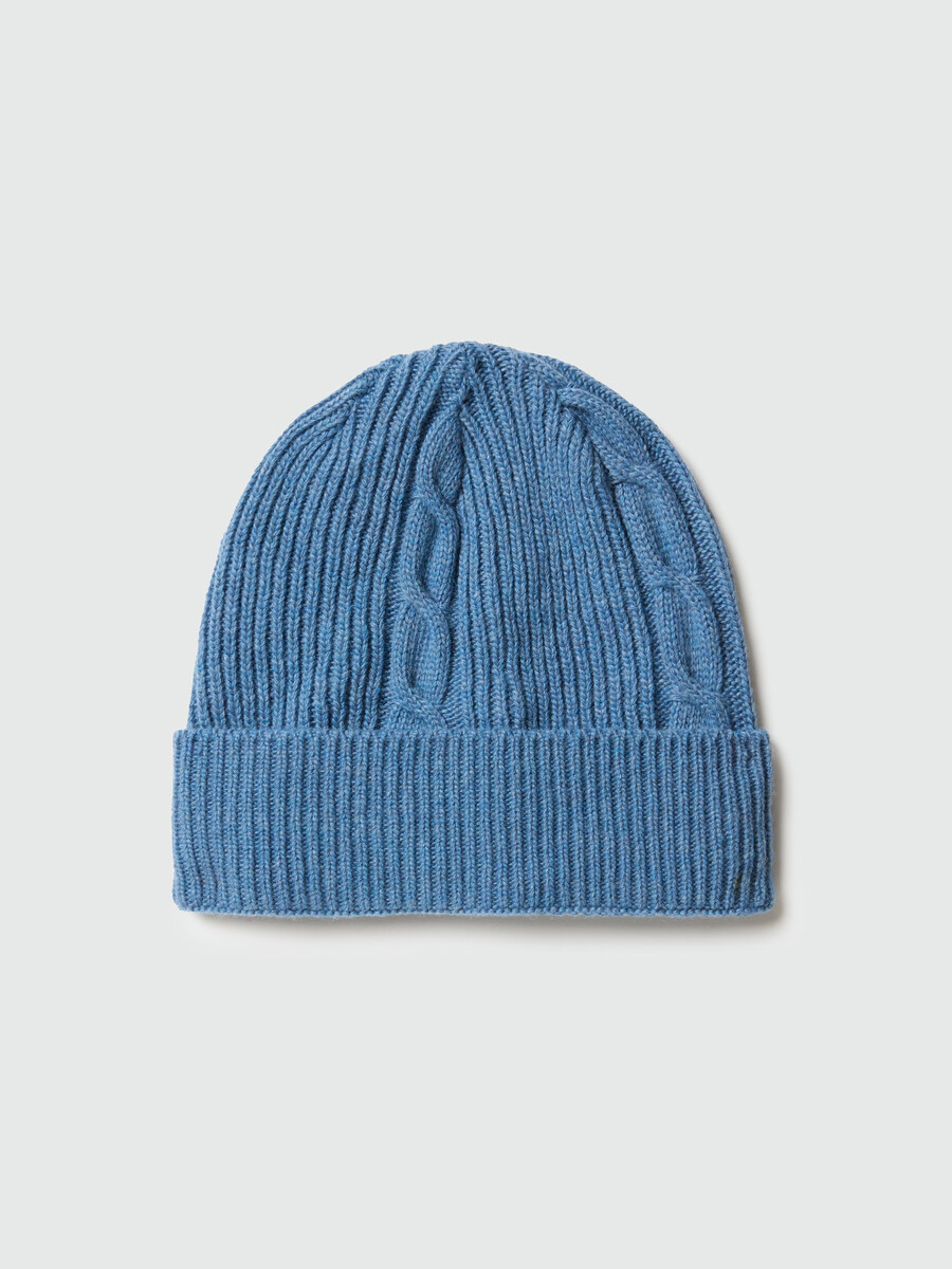 gorro de punto trenzado