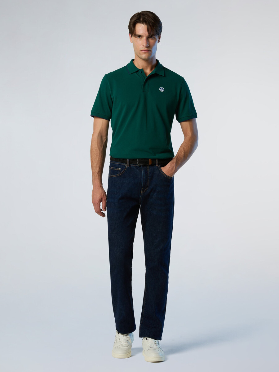 camisa polo con estampado de cuello