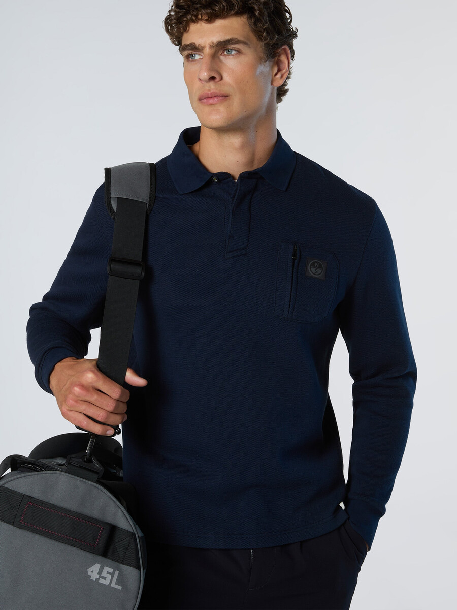 camisa polo con bolsillo en el pecho