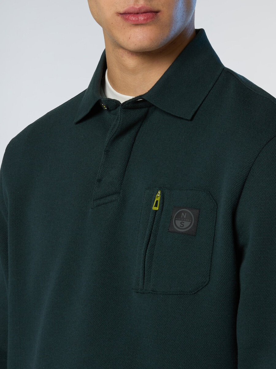 camisa polo con bolsillo en el pecho