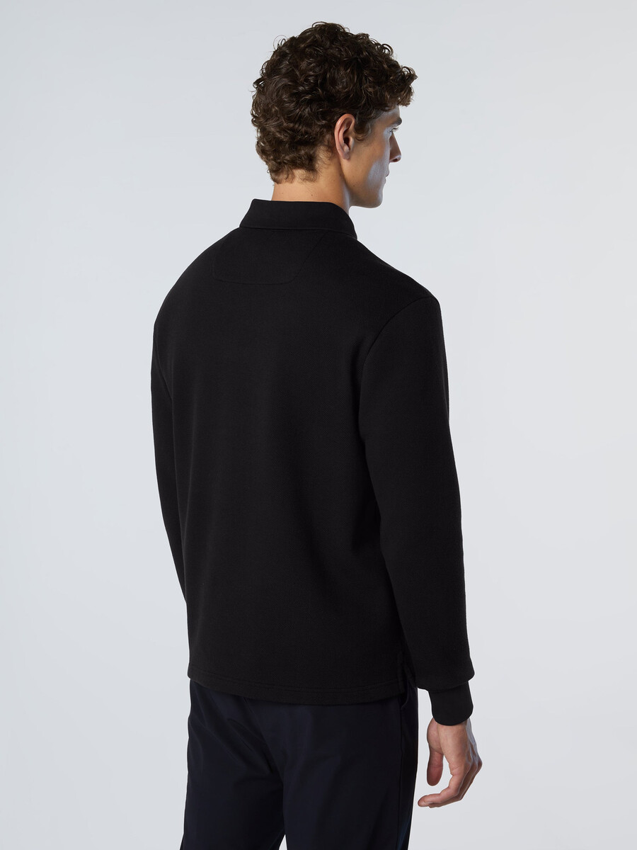 camisa polo con bolsillo en el pecho