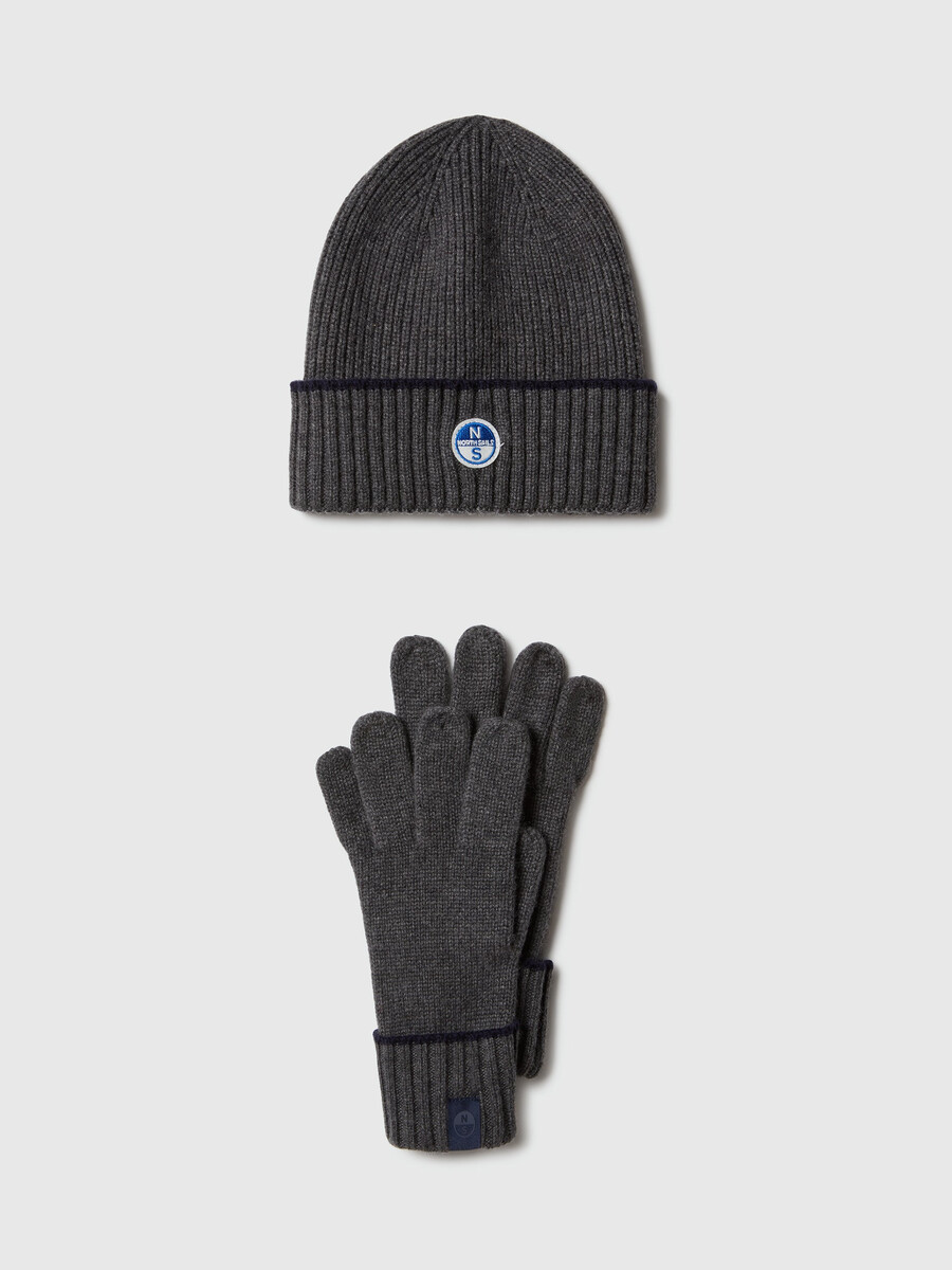 set de regalo de gorro y guantes