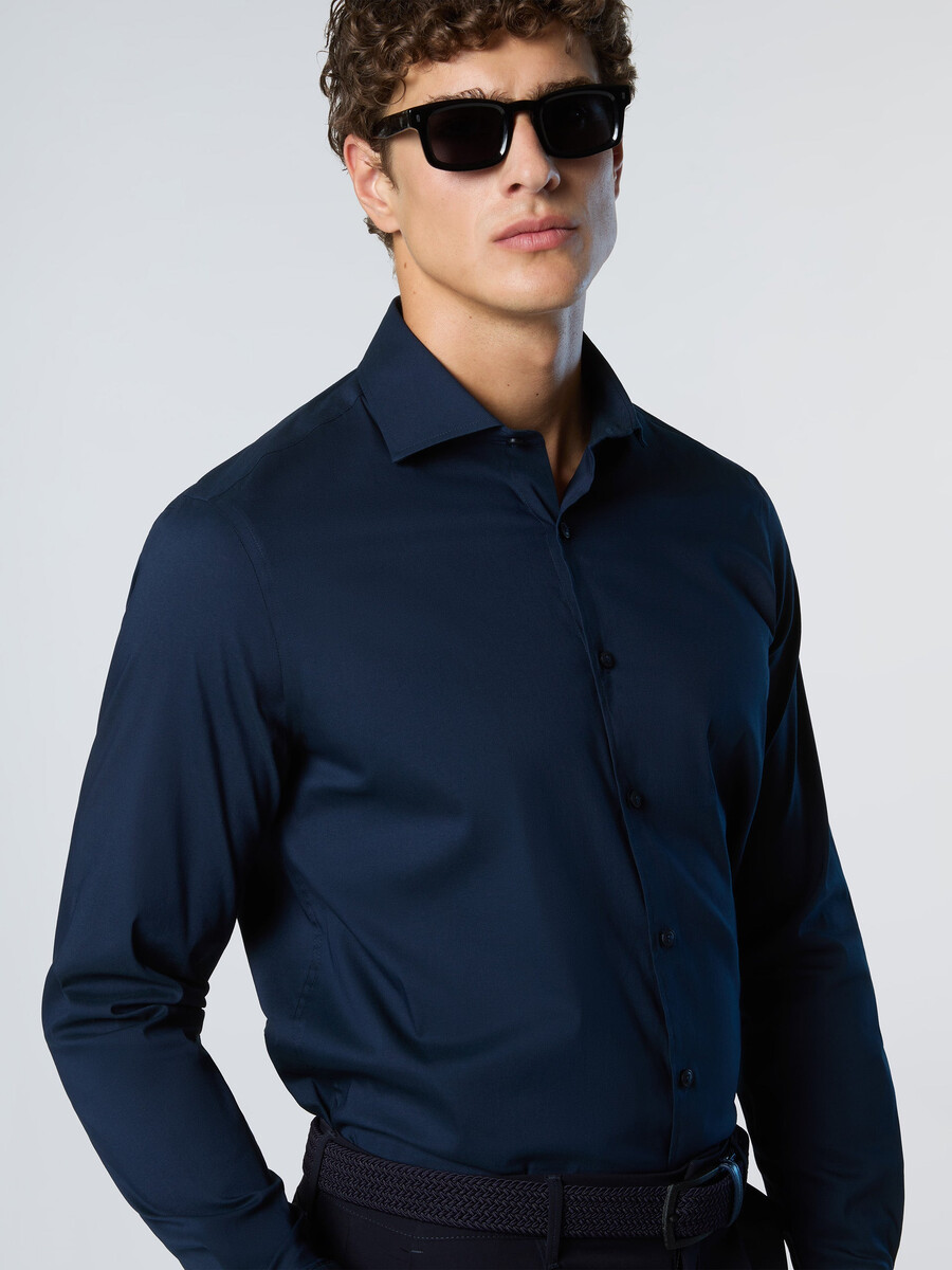camisa de popelina técnica