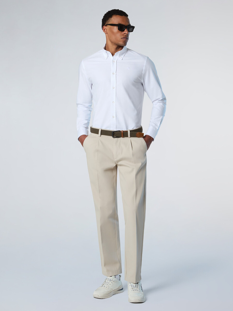 camisa oxford con logo bordado