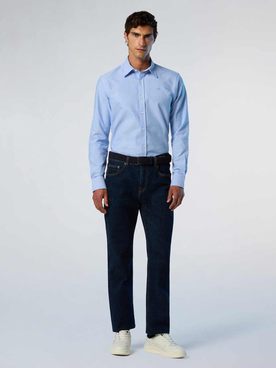 camisa oxford con logo bordado