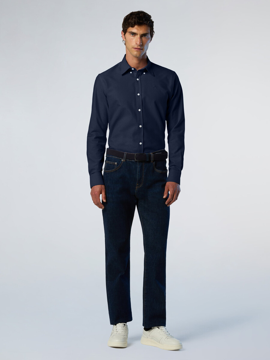 camisa oxford con logo bordado