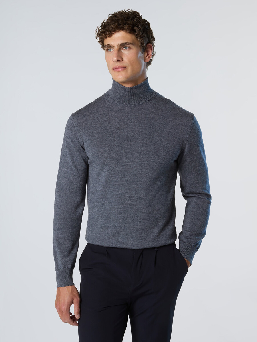 suéter de cuello alto de lana merino