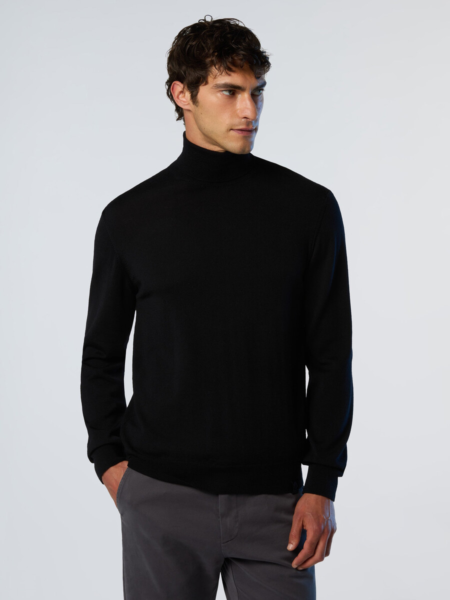 suéter de cuello alto de lana merino