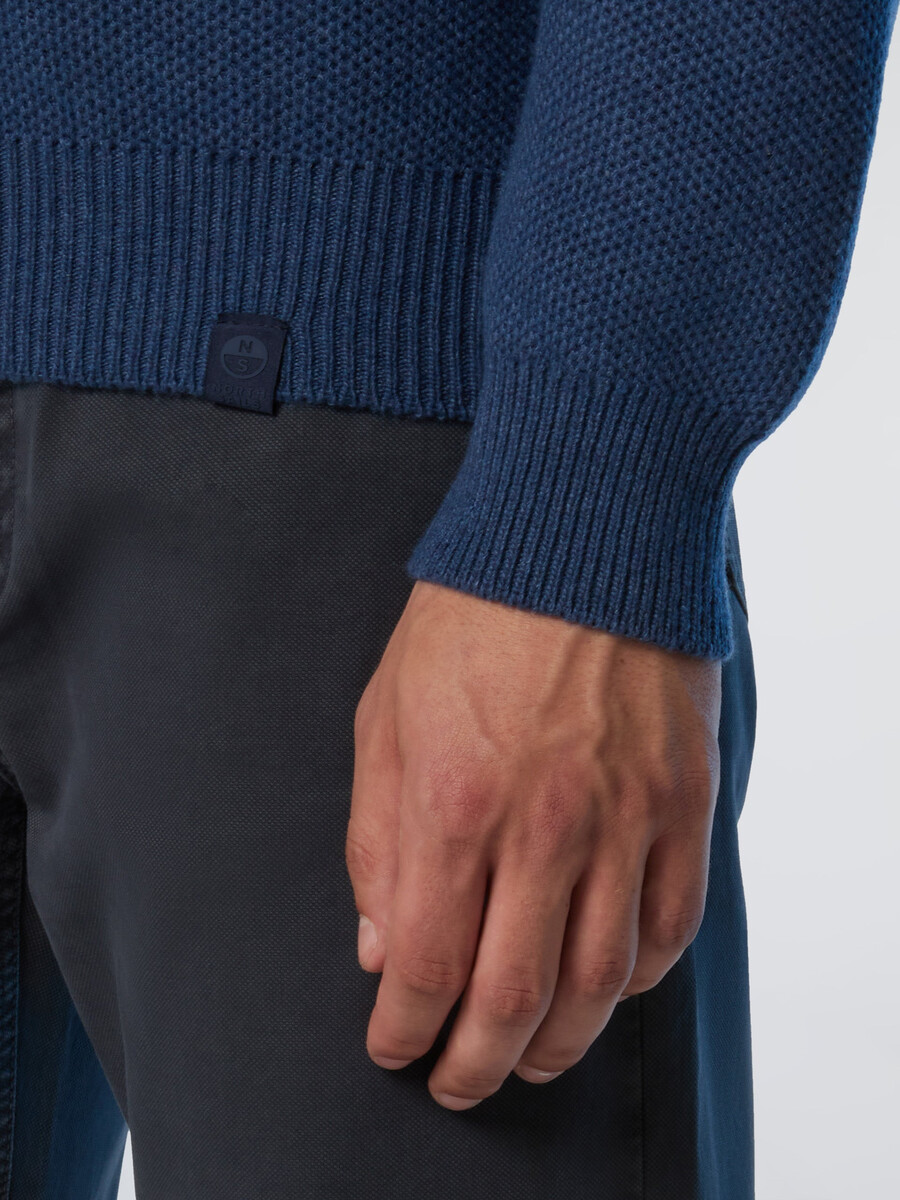 suéter de cuello redondo con diseño de panal