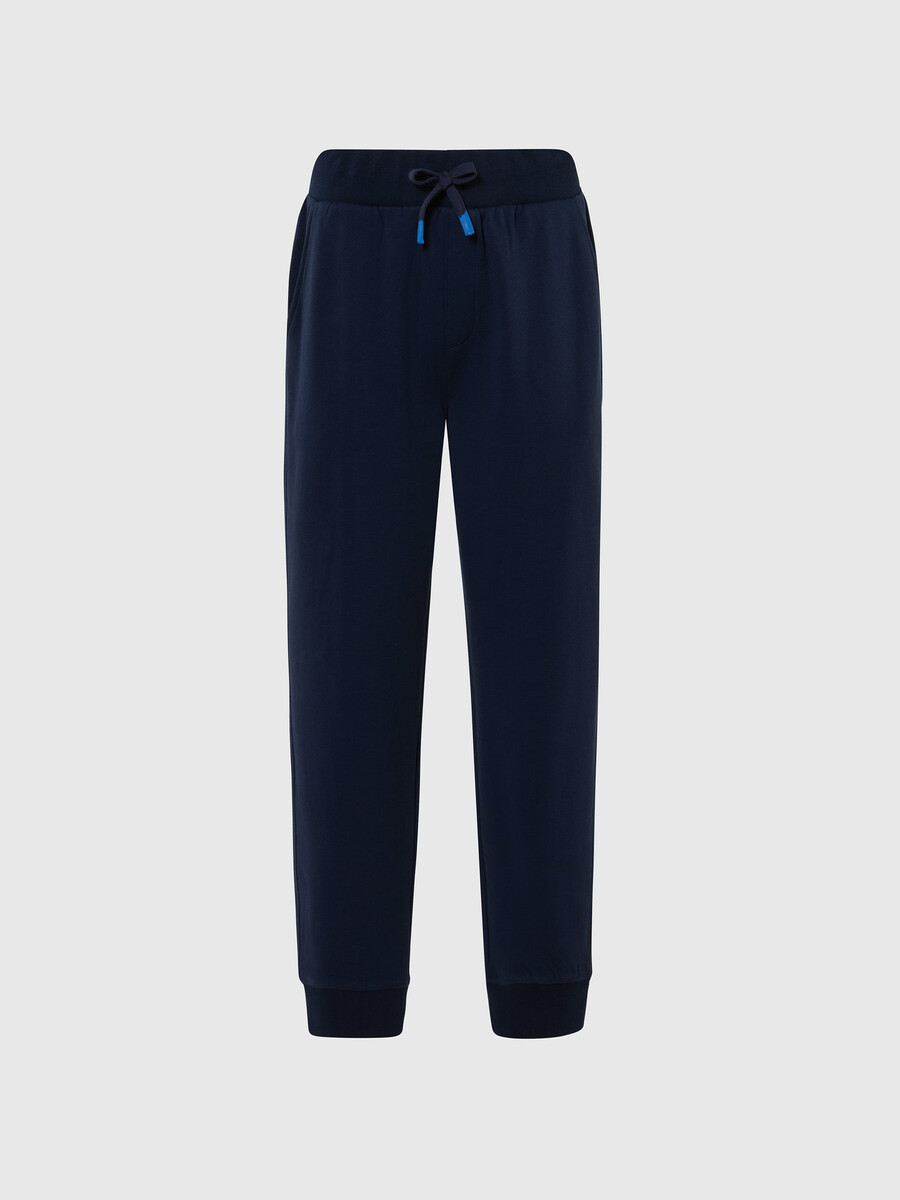 pantalones deportivos con parche de logo