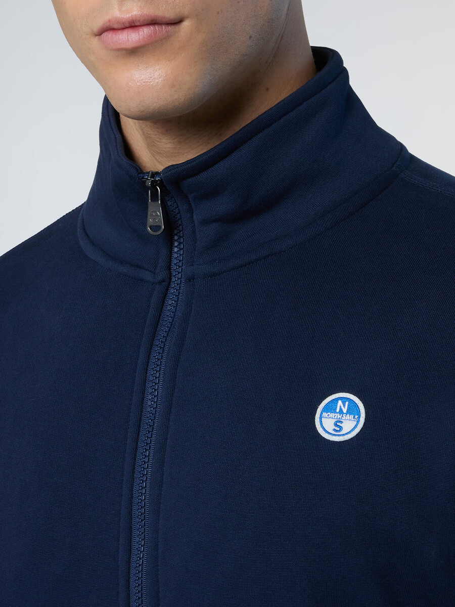 sudadera con cremallera completa y parche del logo