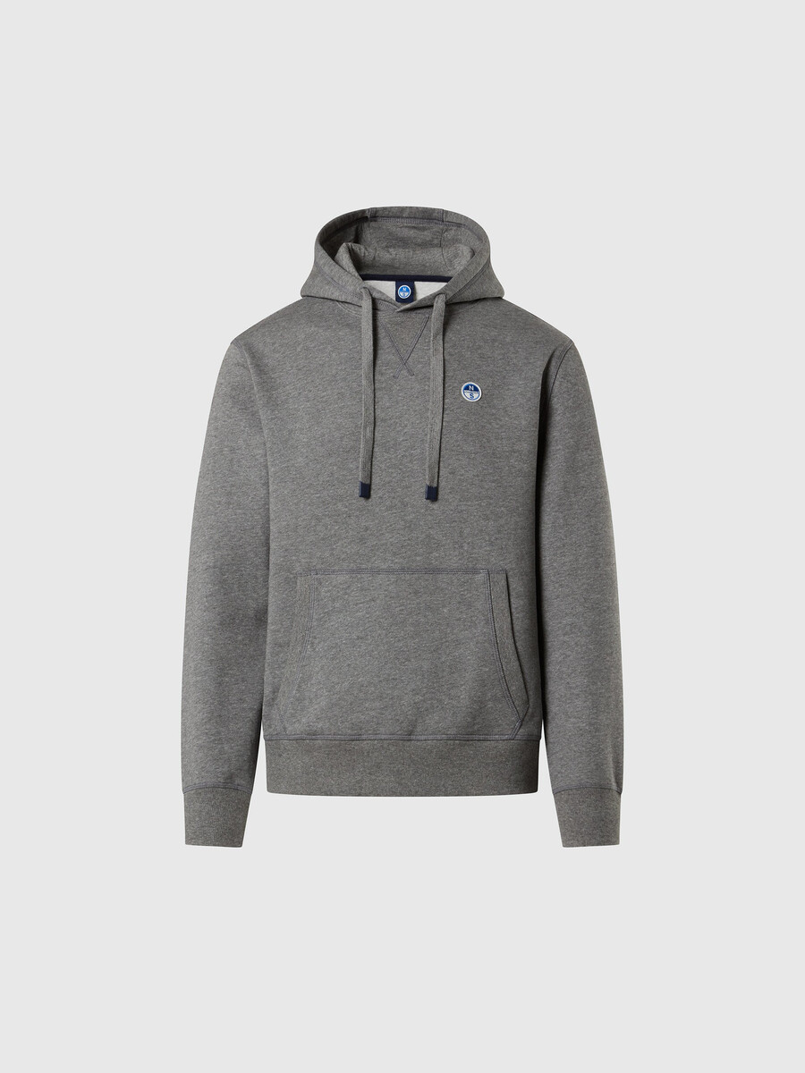 sudadera con capucha y parche de logotipo