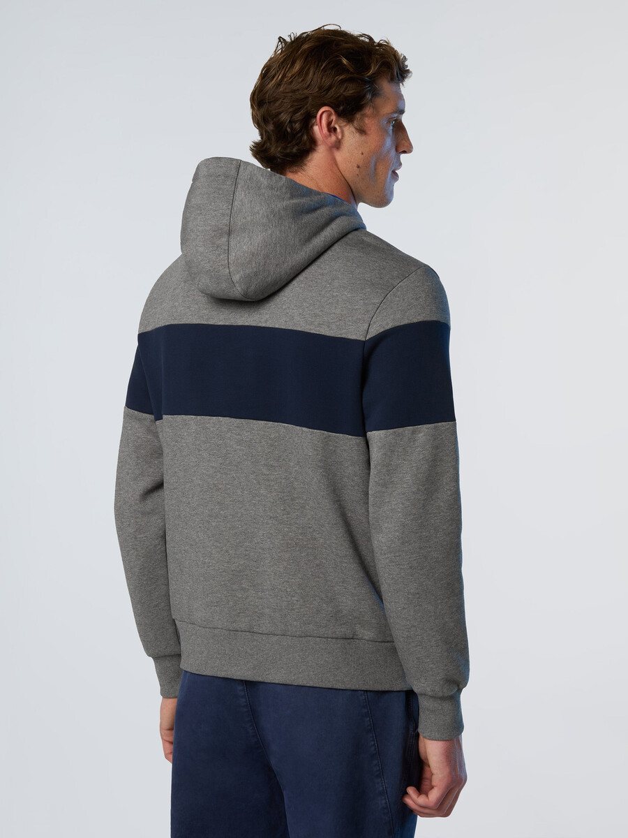 sudadera con capucha de rayas largas