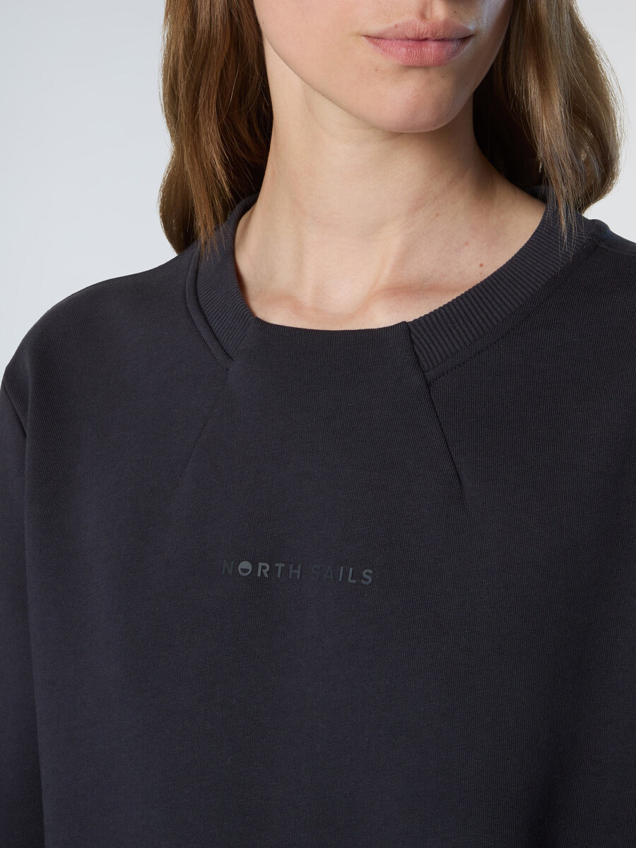 sudadera con logotipo tonal