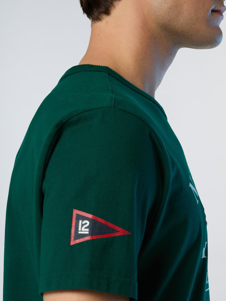 camiseta con estampado de vela