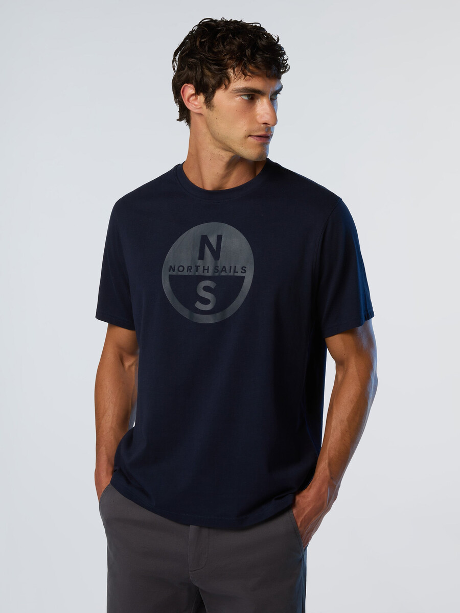 camiseta con estampado maxi