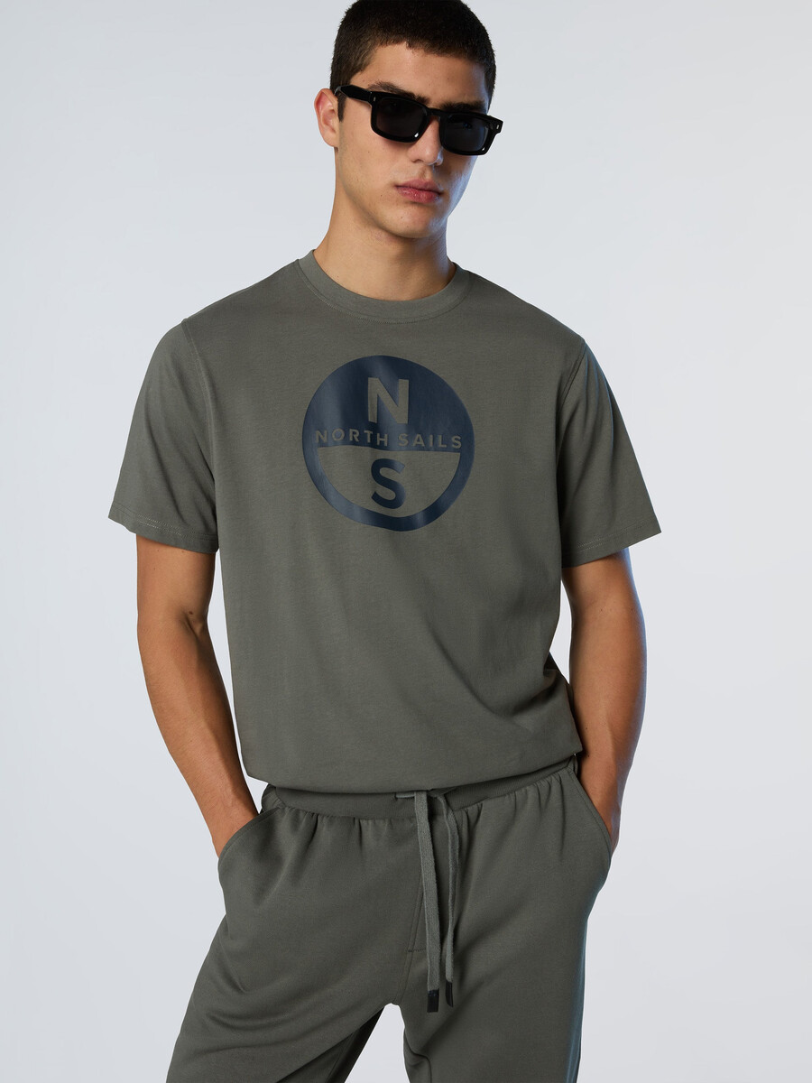 camiseta con estampado maxi