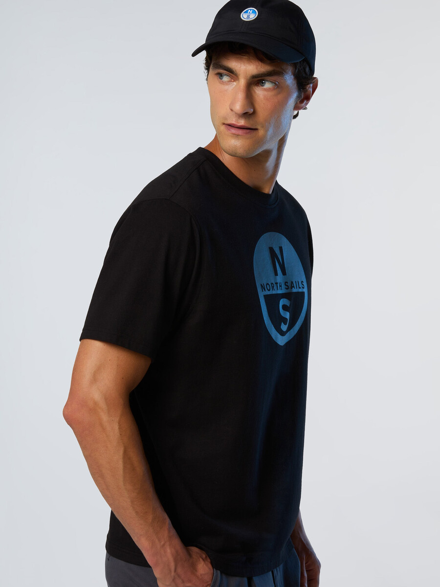 camiseta con estampado maxi