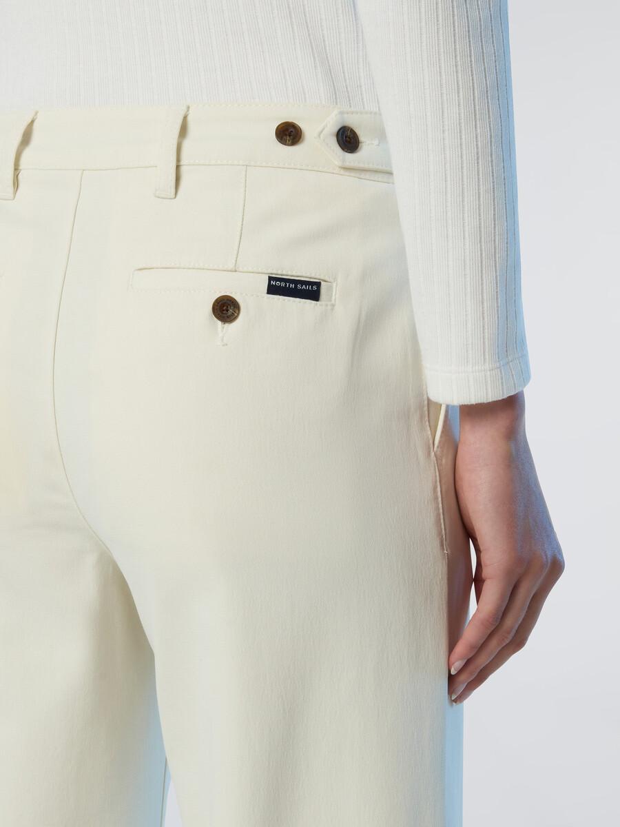 pantalones de sarga de pierna ancha